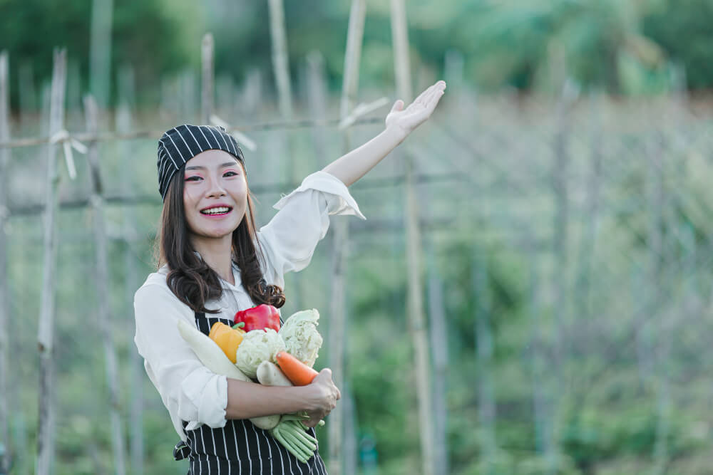 คุณสุภาพร เจ้าของร้านอาหารในเชียงราย